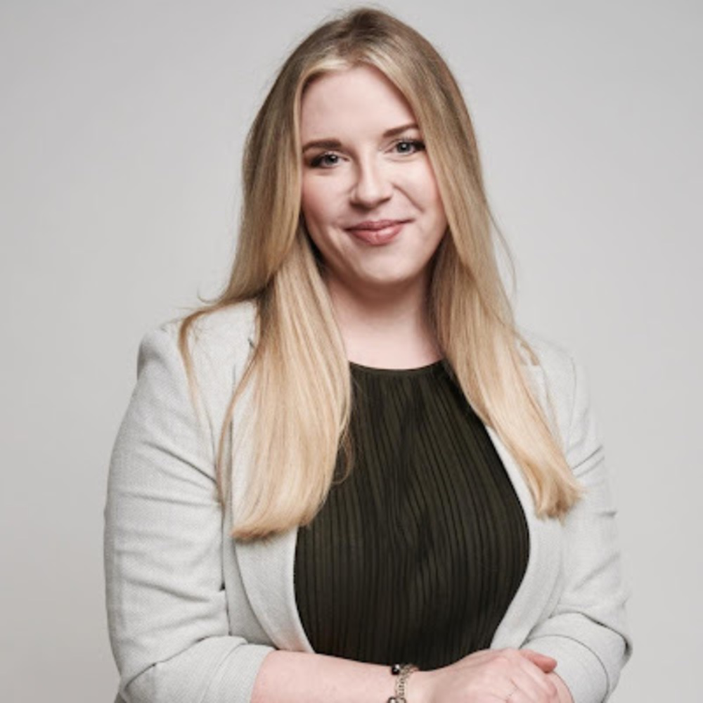 Meet your Posher, Lydia